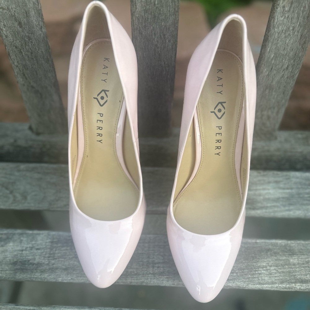 Katy Perry Collections Pink Heels Elegant Textured Pumps. Size 8.5